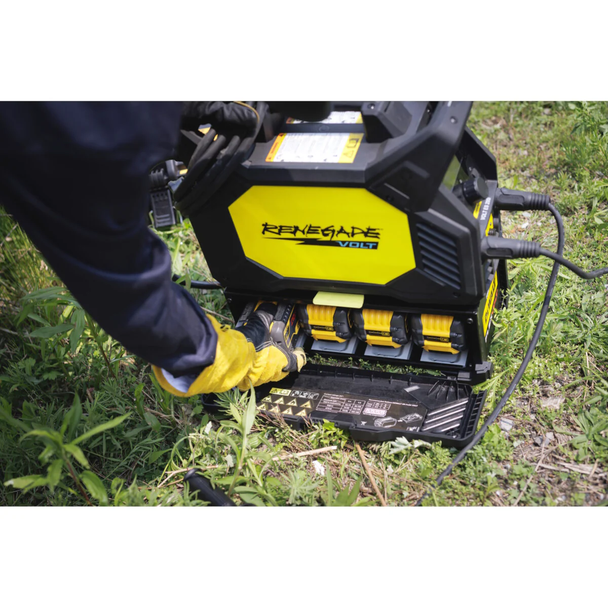 ESAB Renegade VOLT ES 200i Cordless Battery Powered Stick/TIG Welder (0447800880) - Image 8