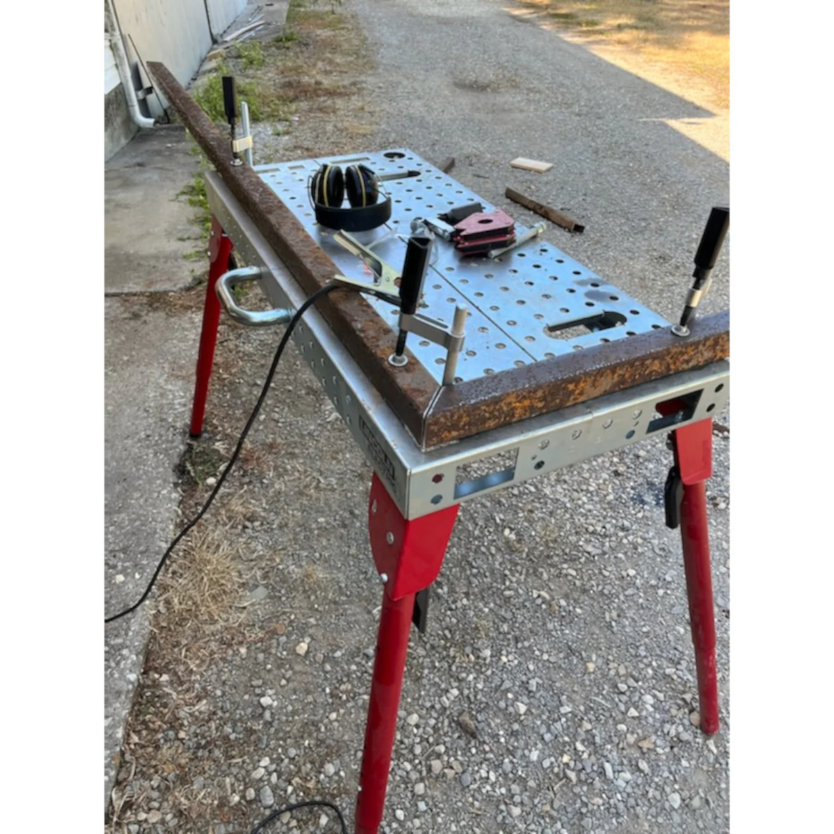 Lincoln Portable Welding Table and Workbench (K5334-1) - Image 5